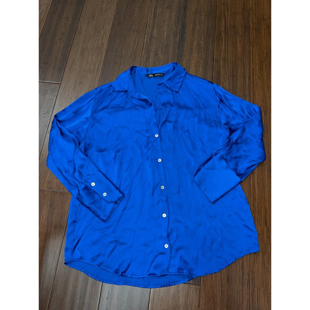 Women’s Medium Zara electric blue satin button-up shirt